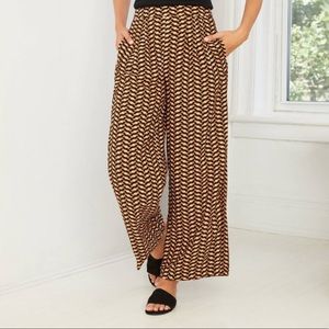 Geometric Wide Leg High-Rise Pants NWT